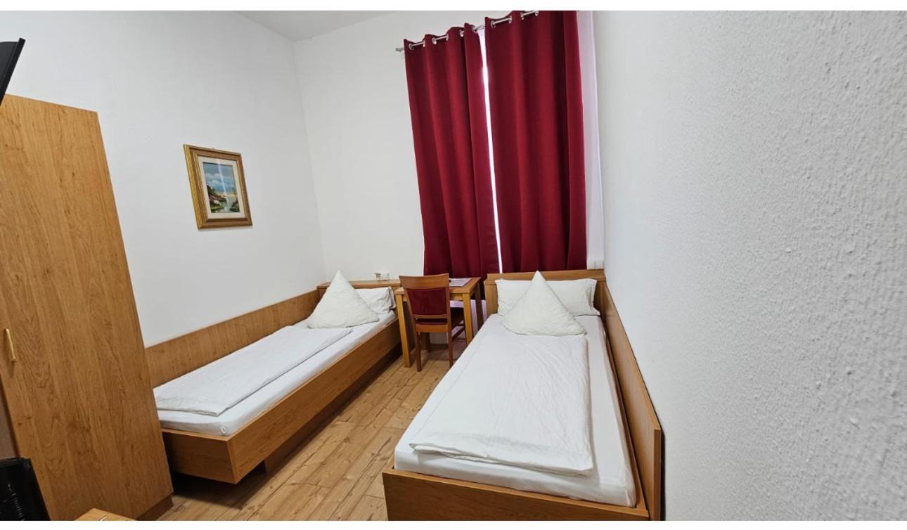 Hotel Restaurant Schwert Kehl Kültér fotó