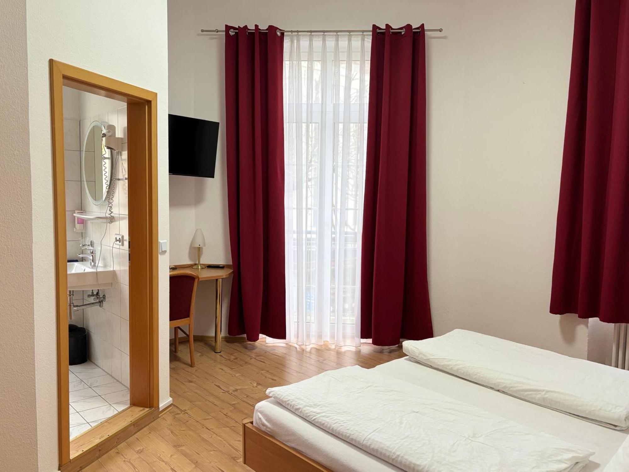 Hotel Restaurant Schwert Kehl Kültér fotó